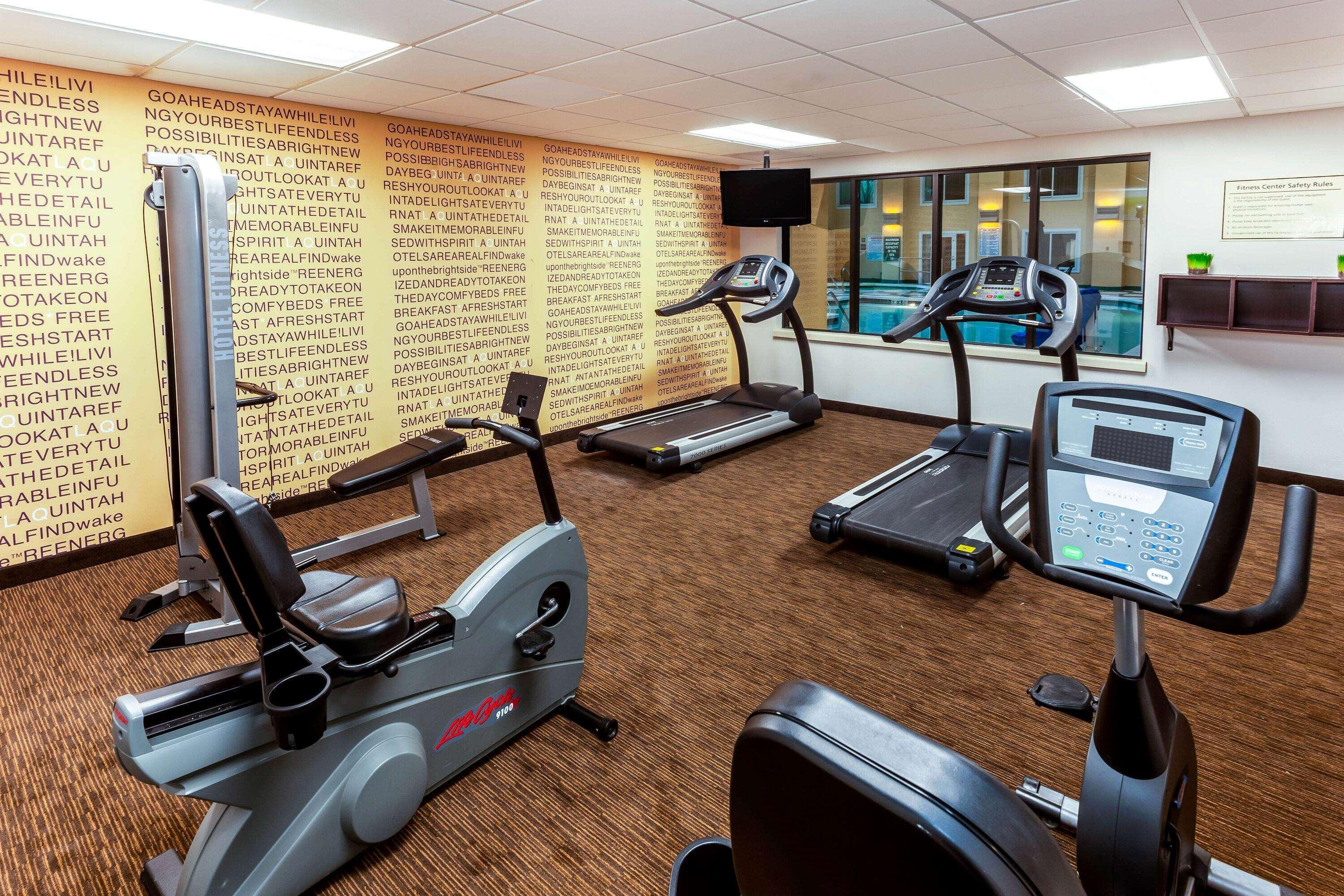 La Quinta By Wyndham Milwaukee Bayshore Area Glendale Экстерьер фото